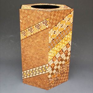 貼り六角くず入れ（小寄木）